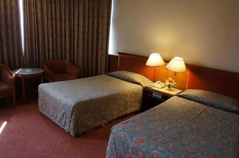 Siam Center Hotel Хатъяй Экстерьер фото